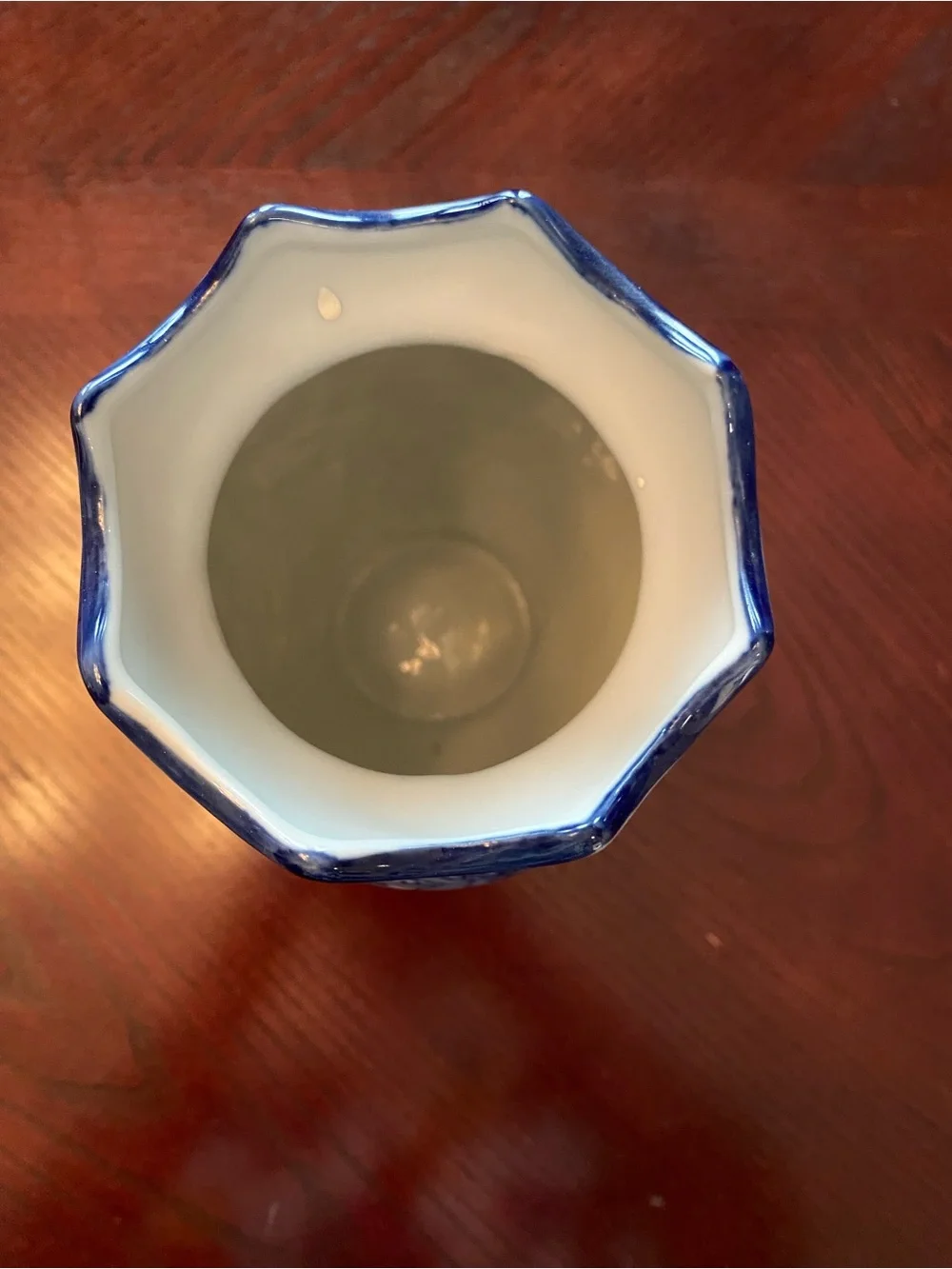Seymour Mann Fine Porcelain Blue and White Floral Vase 9 inches tall